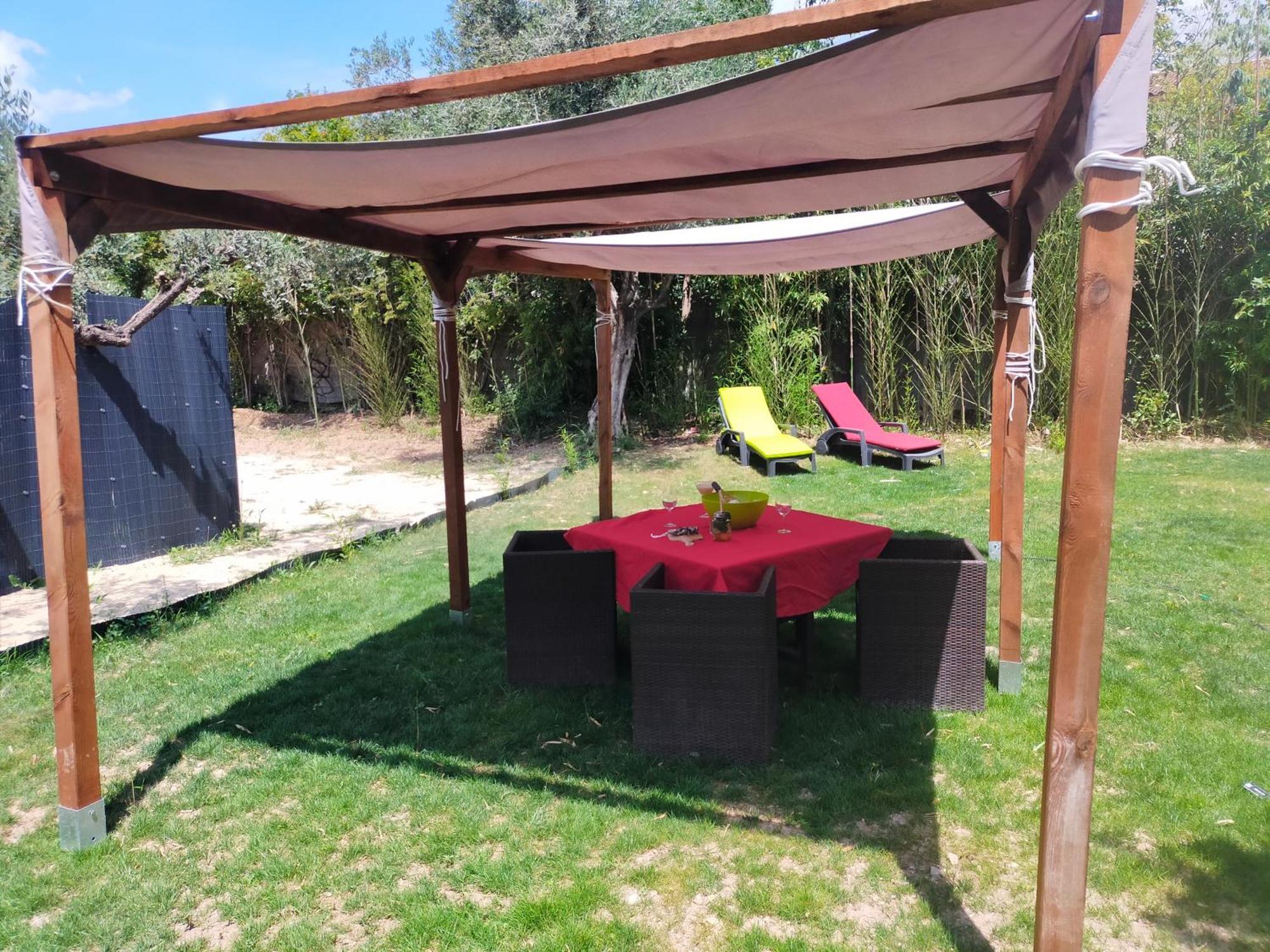 נים Villa Caremeau 2 מראה חיצוני תמונה